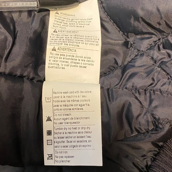 Carhartt Extremes J133 Men’s Insulated Jacket Black Size Large Firm on Price - Picture 9 of 9